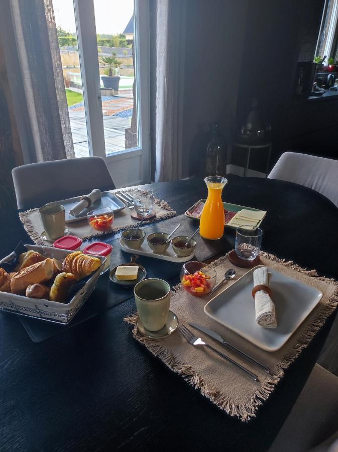 Le Clos Des Crins Hotel Pavilly Kültér fotó