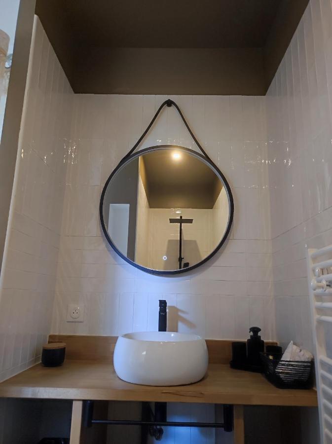 Le Clos Des Crins Hotel Pavilly Kültér fotó